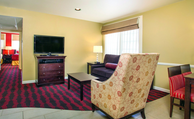 Peacock Suites