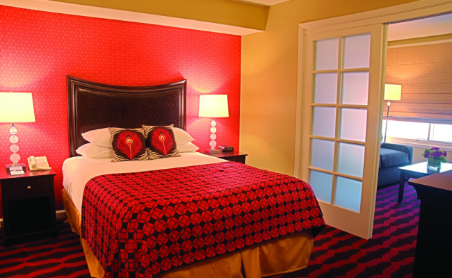 Peacock Suites