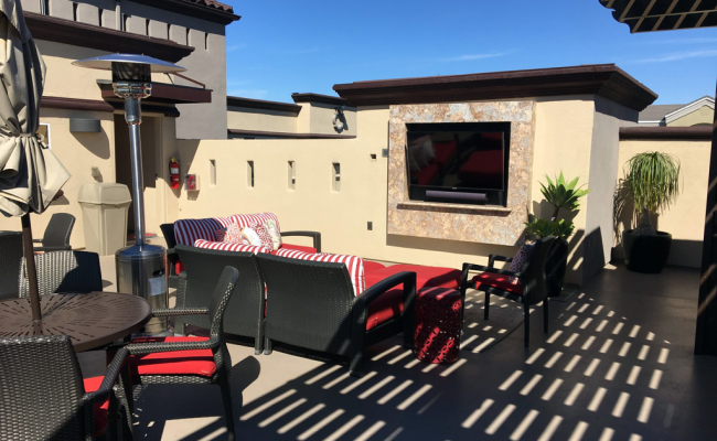 Peacock Suites