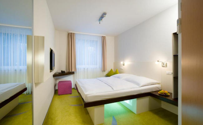 SleepinRoomz Boutique Hotel