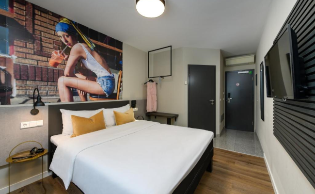 SleepinRoomz Boutique Hotel