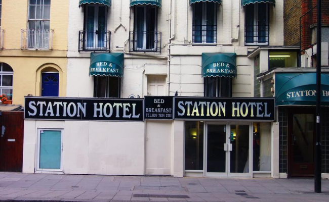 Victoria Station Hotel