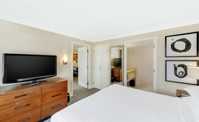 Embassy Suites by Hilton Anaheim-Orange