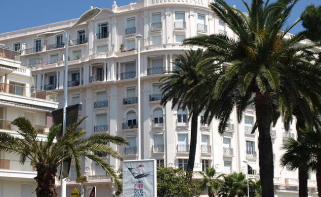 Azur Cannes Le Romanesque