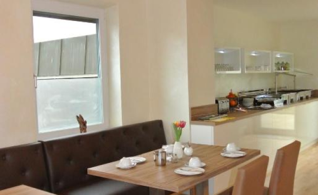 Nurnberger Trichter Family-Business Hotel Garni