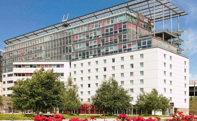 ibis Lyon Caluire Cite Internationale