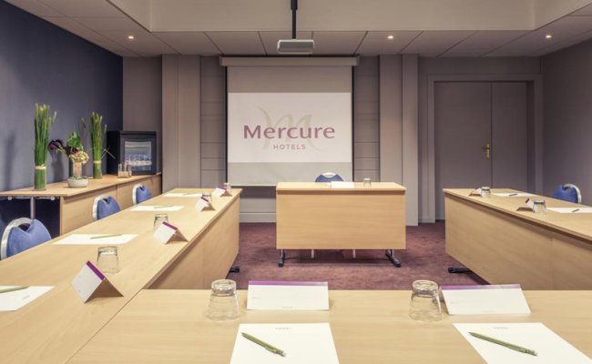 Mercure Paris Bercy Bibliotheque