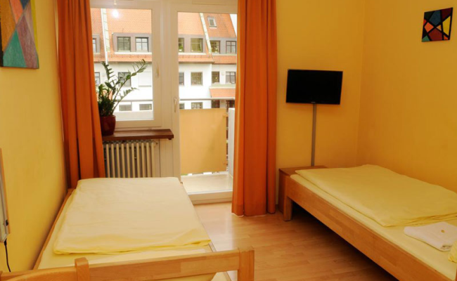Hostel SLEPS