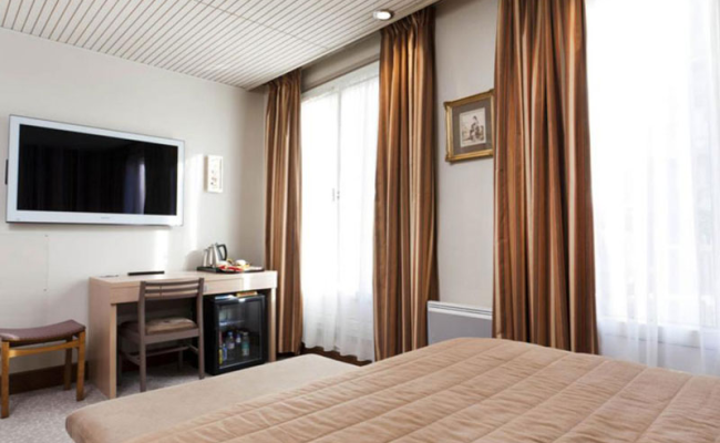 Hotel Volney Opera