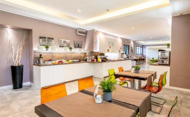 Acca Palace AA Hotels