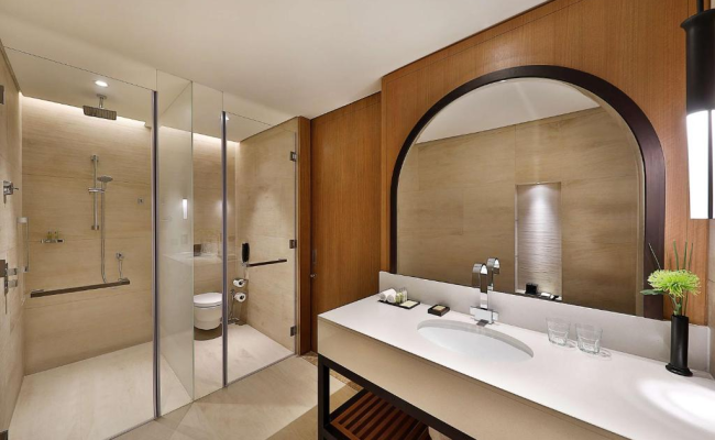 DoubleTree by Hilton Dubai - Business Bay