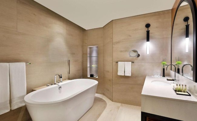 DoubleTree by Hilton Dubai - Business Bay