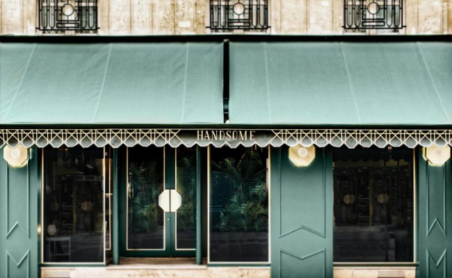 Handsome Hotel By Elegancia