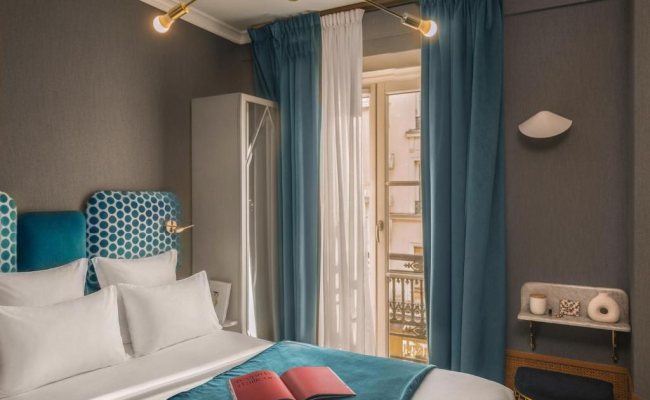 Handsome Hotel By Elegancia