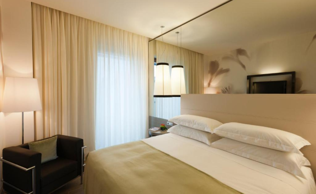 Starhotels ECHO