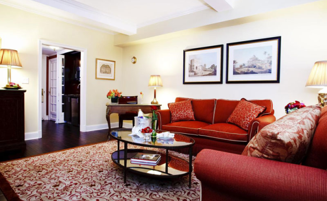 Hotel Plaza Athenee