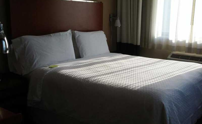 Four Points by Sheraton Long Island City