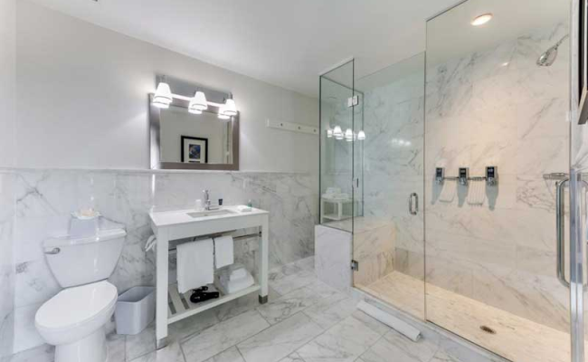 Four Points by Sheraton Long Island City