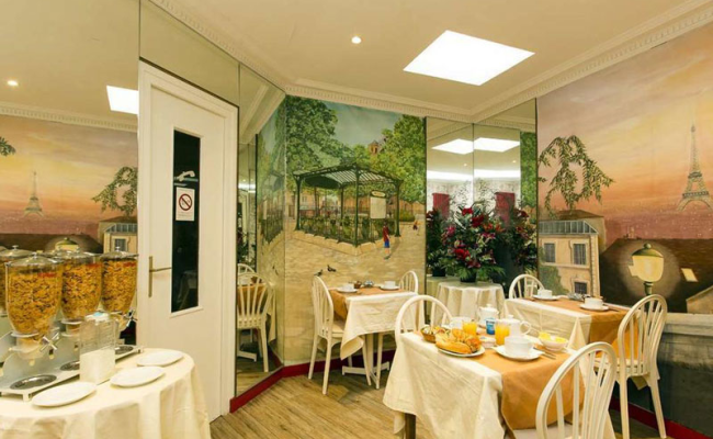 Regyn's Montmartre