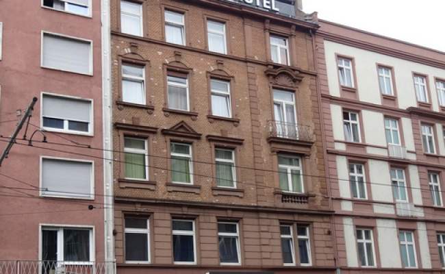 Colour Hotel