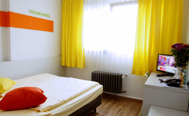 Colour Hotel