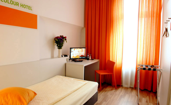 Colour Hotel
