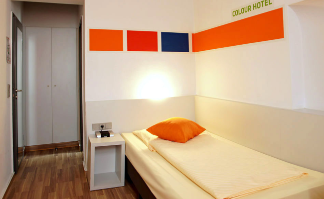 Colour Hotel