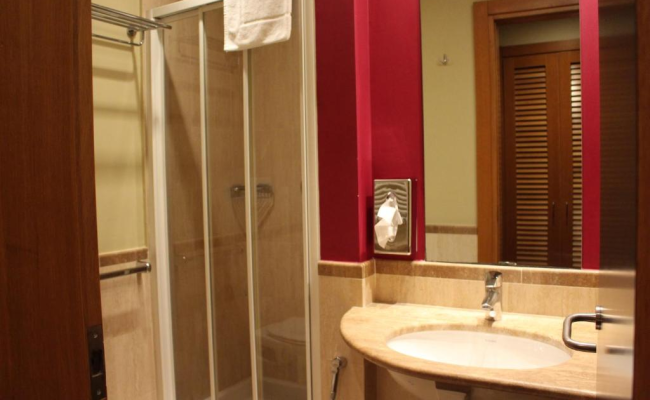 Club Hotel