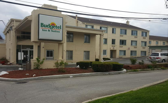 Budgetel Inn and Suites - Glen Ellyn