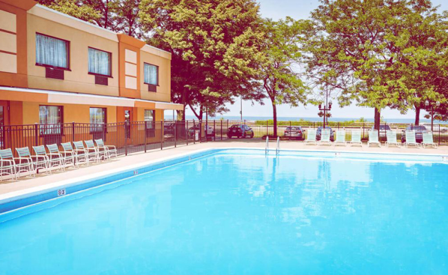 Chicago Lake Shore Hotel