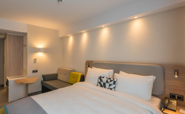 Holiday Inn Express - Wuppertal - Hauptbahnhof, an IHG Hotel