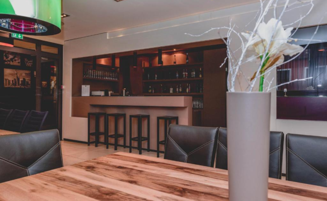Bliss Design Hotel - Frankfurt City Messe