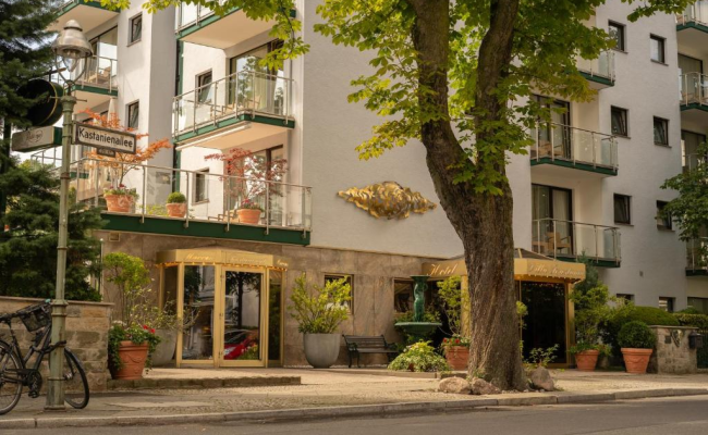 Bernstein Hotel Villa Kastania