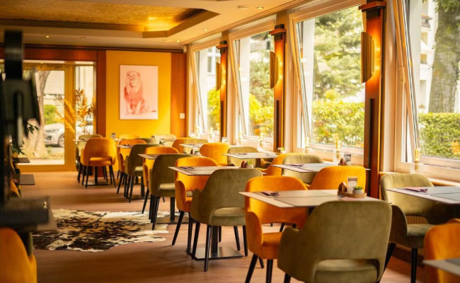 Bernstein Hotel Villa Kastania