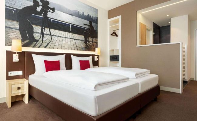 Vienna House Easy by Wyndham Munchen