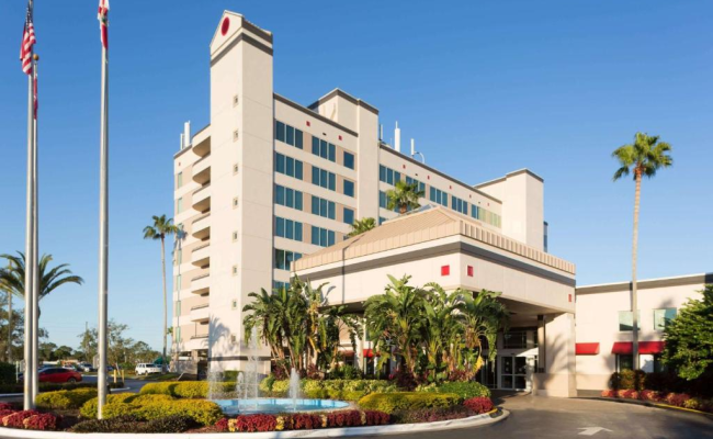 Ramada by Wyndham Kissimmee Downtown Hotel