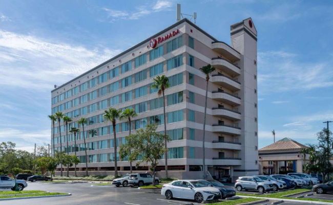 Ramada by Wyndham Kissimmee Downtown Hotel
