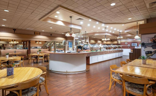 Ramada by Wyndham Kissimmee Downtown Hotel