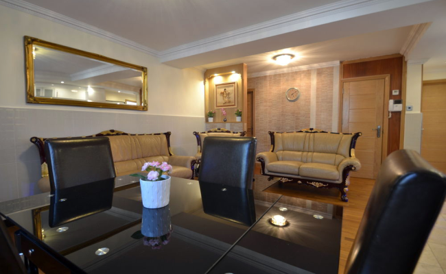 Hyde Park Suites