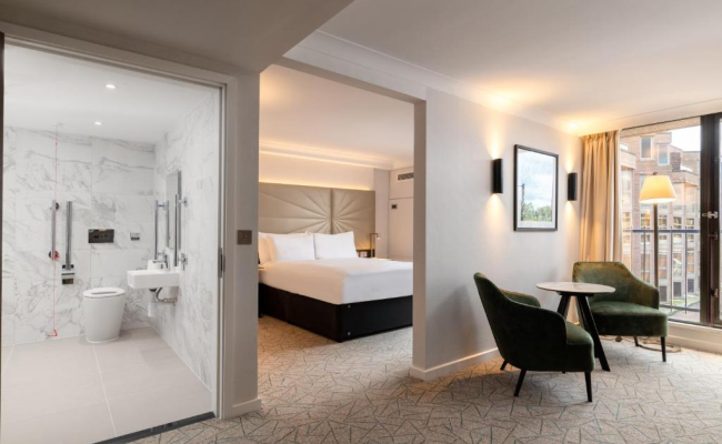 Hilton Birmingham Metropole Hotel