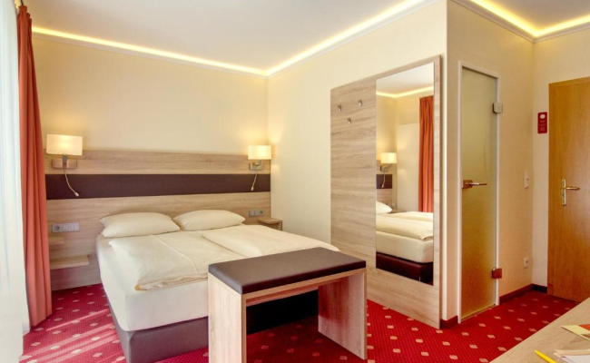 Hotel Kriemhild am Hirschgarten