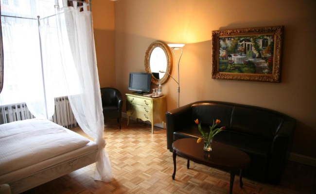 Hotel-Maison Am Olivaer Platz