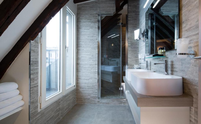 Hotel Jacques De Molay