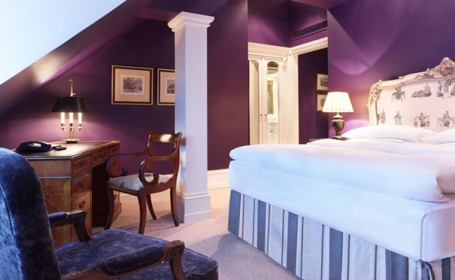 Schlosshotel Berlin by Patrick Hellmann