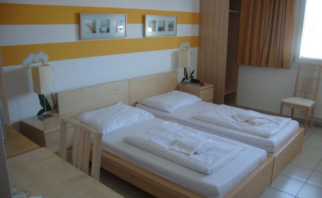 Lenas Donau Hotel