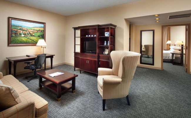 Anaheim Majestic Garden Hotel