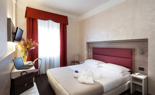 Hotel Gamma