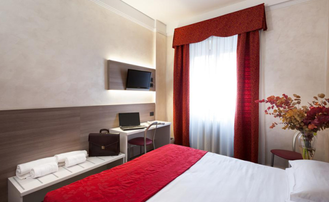 Hotel Gamma