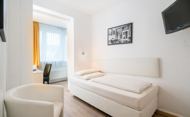 Stadt-gut-Hotel Rheinischer Hof