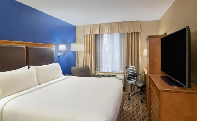 Holiday Inn Express New York City Chelsea, an IHG Hotel